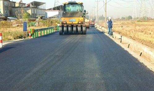 筑路通衢惠民生——潘集區(qū)以路橋附屬工程勞務分包助力鄉(xiāng)村振興